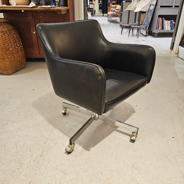 Jansko Black Vinyl Bucket Chair