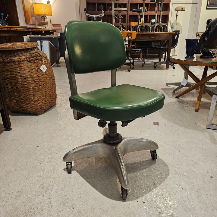 Goodform Alum/Green Vinyl Chair