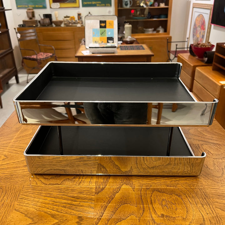 Smokador 2-tier Chromed Plastic Paper Tray
