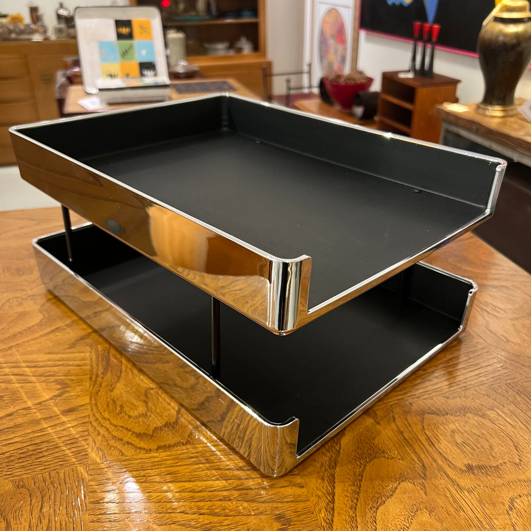 Smokador 2-tier Chromed Plastic Paper Tray