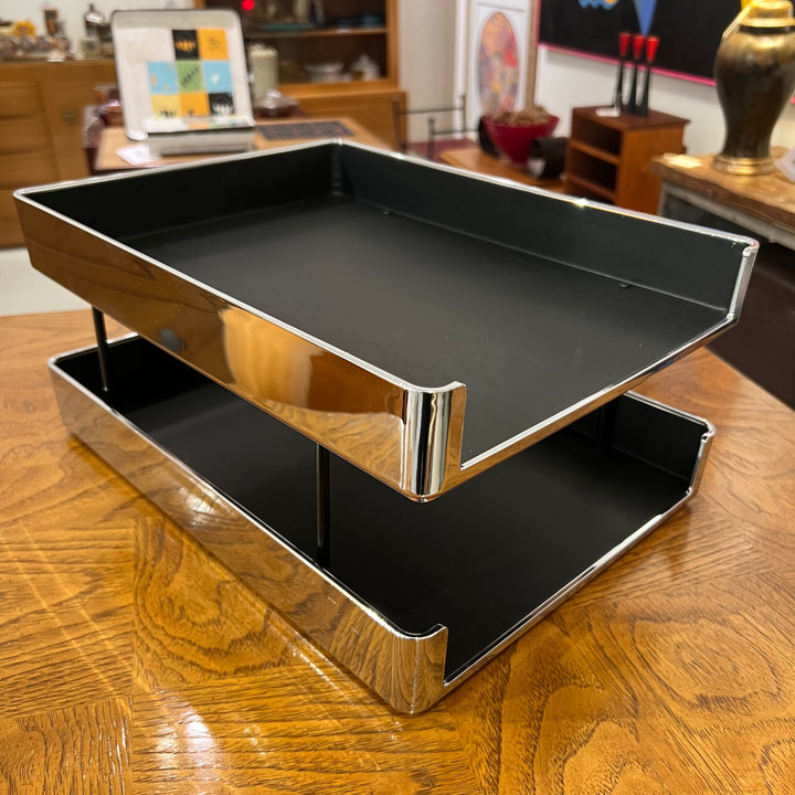 Smokador 2-tier Chromed Plastic Paper Tray