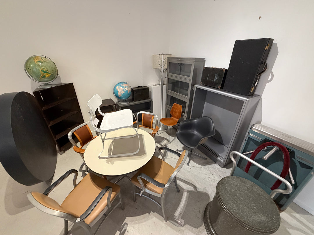 Findfurnish lot for Alexx